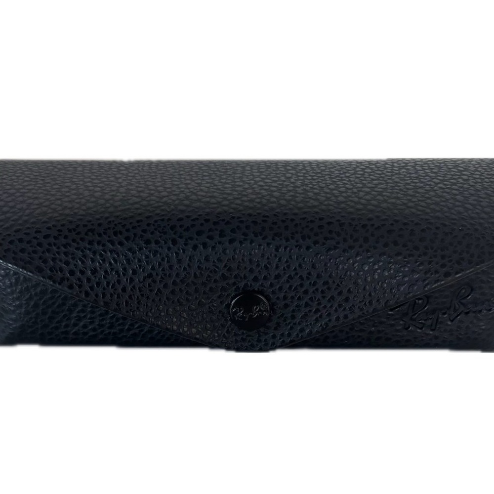 Ray-Ban Accessories kit